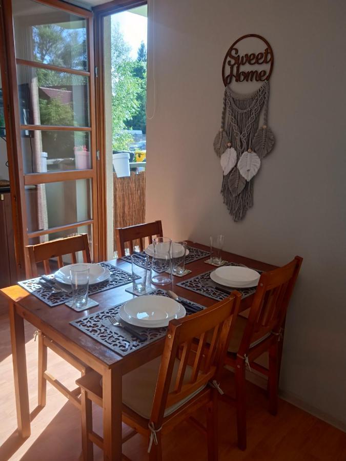 Sloneczny Apartament W Centrum Pieknych Karkonoszy イェレニャ・グーラ エクステリア 写真
